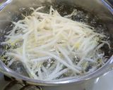 もやしで簡単。魚介系とろみ醤油ラーメン！作り方2写真