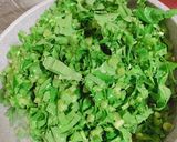 大根葉と豚みんちのゴマ油炒め作り方3写真