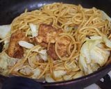 おやつ（いかの姿あげ）で焼きそば作り方3写真