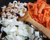 平茸、野菜、ちくわの油炒め・塩味作り方5写真