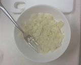 あえるパスタの素で簡単！クリームパイ包み作り方2写真