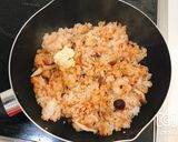 時短炒飯！鮭フレークでガーリックライス作り方4写真