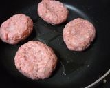 煮込みハンバーグ♪トマトソースで煮込んで作り方5写真