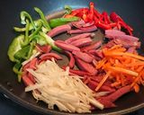 塩胡椒味✨細切り五目野菜炒め作り方3写真