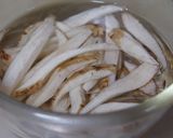 豚・葱・牛蒡の醤油、味醂で炒めたん作り方1写真