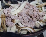豚・葱・牛蒡の醤油、味醂で炒めたん作り方2写真