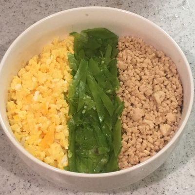 そぼろ丼くん様 担々味玉そぼろ丼（黒胡麻担々めんつゆ） | 久世福商店