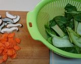 豚肩ロースと彩り野菜の胡麻味噌炒め作り方1写真