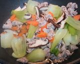 豚肩ロースと彩り野菜の胡麻味噌炒め作り方4写真