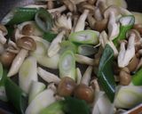 宇宙芋しめじ厚揚げ長ねぎのカレー風味炒め作り方4写真