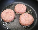 初めてでも簡単！絶品☆肉汁ハンバーグ作り方4写真