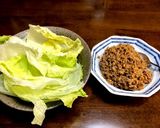 豚挽肉・納豆炒めレタス包み作り方6写真