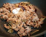 茄子と豚肩ロースの甘辛醤油炒め作り方4写真