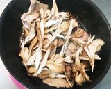 豚バラ肉とレタス舞茸の白みそ炒め煮作り方8写真