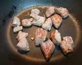 旨味ぎっしり✨豚肩ロースの肉じゃが風炒め作り方2写真
