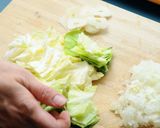 キャベツとひき肉のスープ作り方2写真