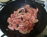 豚肉とキノコの豆乳煮（カレー風味）作り方1写真