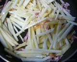 HOT☆じゃがいもとベーコンのカレー炒め作り方3写真
