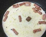 牛乳でクリーミーに！絶品カルボナーラ作り方3写真