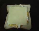 ちょっと贅沢？Wチーズのホットサンド作り方3写真