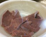 牛レバーのにんにくしょうが焼き。作り方1写真