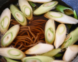 白だしで簡単♪牛肉と長ネギのそば作り方2写真