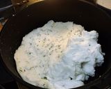 【キャンプ飯】ダッチオーブンで丸鶏の塩釜作り方2写真