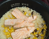 あたただしで秋鮭とコーンの炊き込みご飯作り方4写真