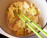 半端キャベツと卵の優しいスープ作り方1写真