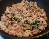 美味です✨豚肩ロースと小松菜と椎茸の炒飯作り方4写真
