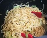 ☆お手軽☆ 牡蠣の塩辛 ペペロンチーノ作り方6写真