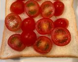 朝ごはんに☆簡単おいしいトマトとチーズのトースト作り方1写真