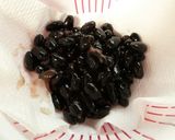 簡単★黒豆と抹茶のアイスチーズケーキ作り方1写真