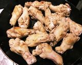 鶏手羽元と大根の煮物作り方2写真