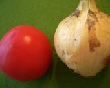 超簡単！新玉葱とトマトのマリネサラダ作り方1写真