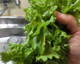わさび菜とウィンナーの醤油マヨ和（あ）え作り方2写真