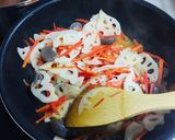 旨辛カンタン♪はすとにんじんのきんぴら作り方3写真