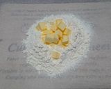チーズたっぷり☆シカゴピザ風おかずタルト作り方2写真