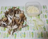 材料３つでもう一品！焼くだけ舞茸チーズ作り方1写真