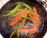 下味冷凍☆人参といんげんの豚肉巻き作り方1写真