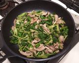 もち菜と豚肉のニンニク炒め作り方4写真