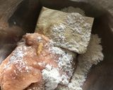 簡単、豆腐鳥ミンチ、ごぼうの甘辛煮。作り方1写真