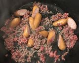 ウインナーとひき肉のオイマヨ味噌炒め作り方2写真