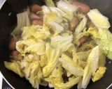 ウインナーとひき肉のオイマヨ味噌炒め作り方3写真