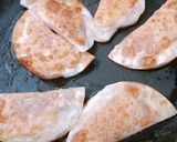 餃子の皮でおつまみ ブリトー風作り方5写真