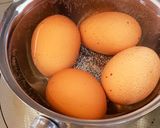 簡単朝ごはん☆ハムゆで卵パン作り方1写真