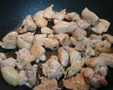 鶏ももと人参とキャベツの煮しめ作り方2写真