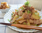 とろんとろん♪大根と豚バラだらけの甘辛煮作り方5写真