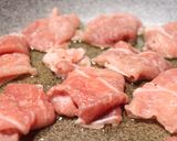 根菜と豚肉とナッツの甘辛焼き。作り方4写真