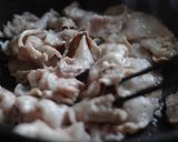 ☆豚バラともやしのにんにく醤油炒め☆作り方2写真